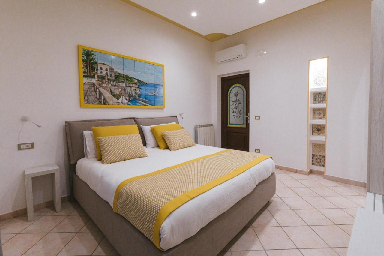 Casa La Bifora Apartment ซอร์เรนโต ภายนอก รูปภาพ